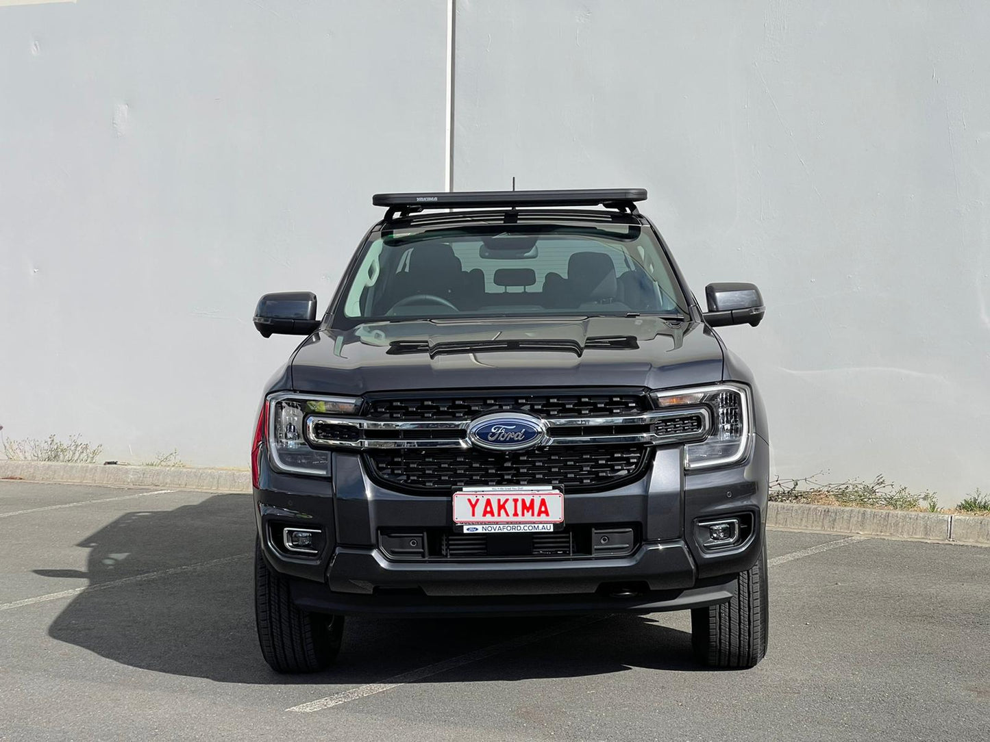 YAKIMA LOCKNLOAD PLATFORM + RUGGEDLINE® Ford Ranger 2015 - 2022